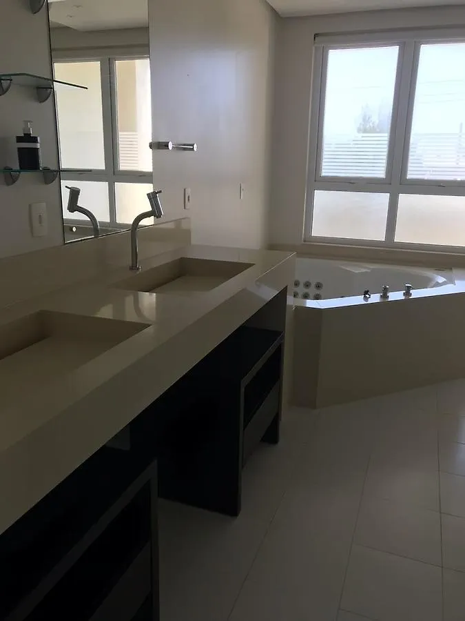 度假居 Casa 450M2 Laguna Internacional 巴西