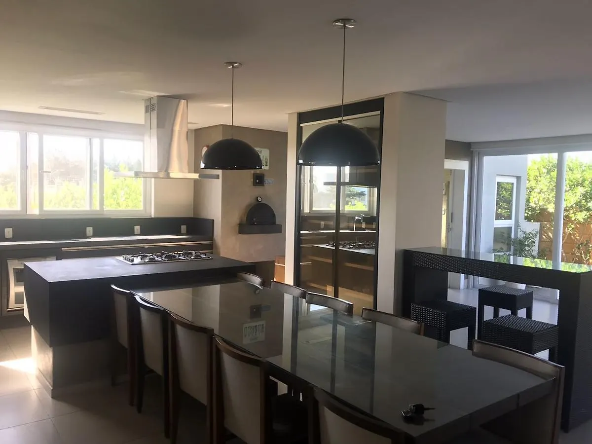 Casa 450M2 Laguna Internacional